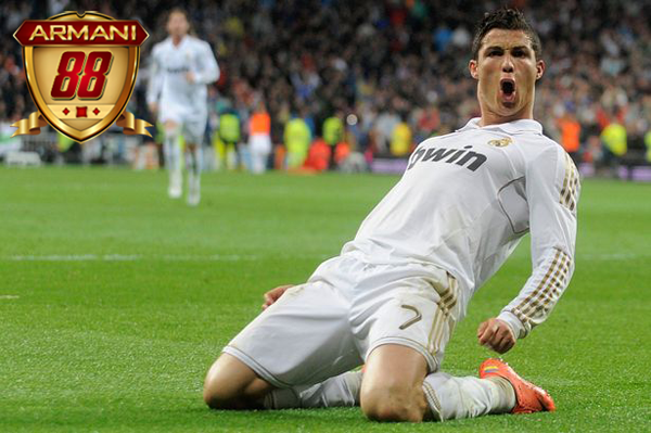 Cristiano Ronaldo setelah mencetak gol
